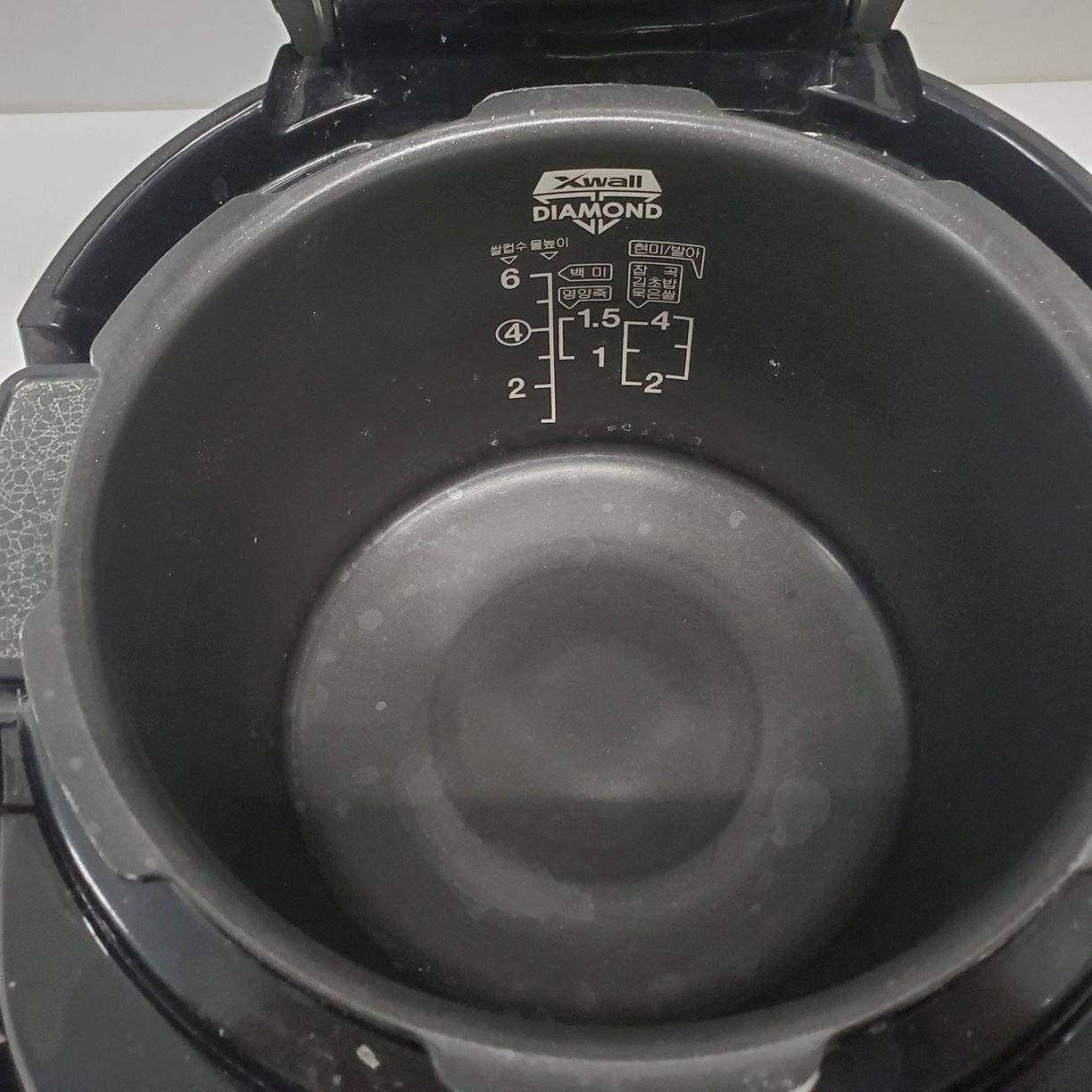 Cuckoo CRPhsxt0610fb 6 Cups Electric Pressure Rice Cooker Warmer