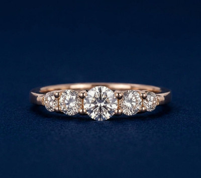 0.86 CT E-F VVS-VS Round Cut Lab Grown Diamond Engagement Ring 14k Yellow Gold