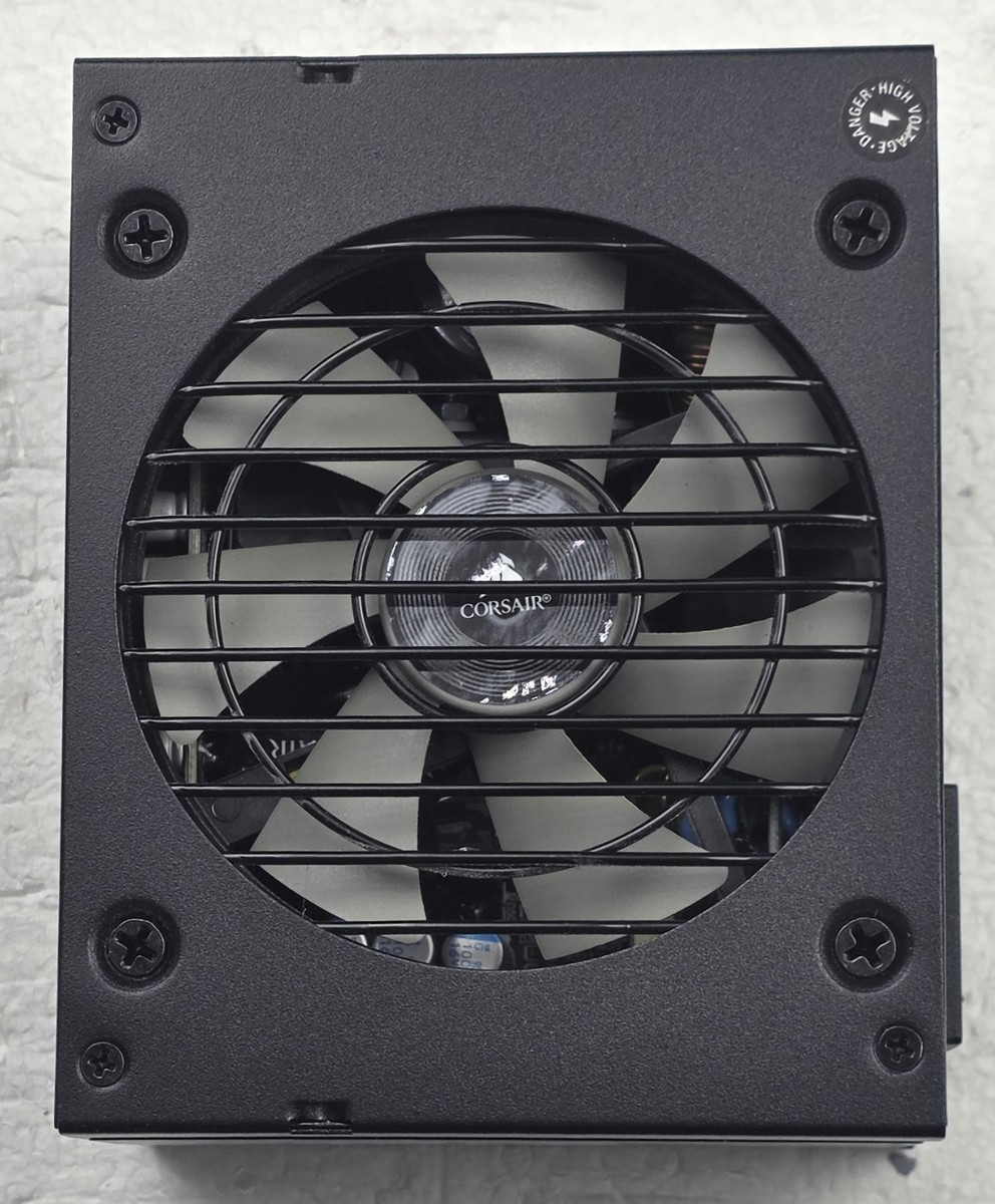Corsair SF Series SF750 - 750 Watt 80 Plus Platinum Certified High