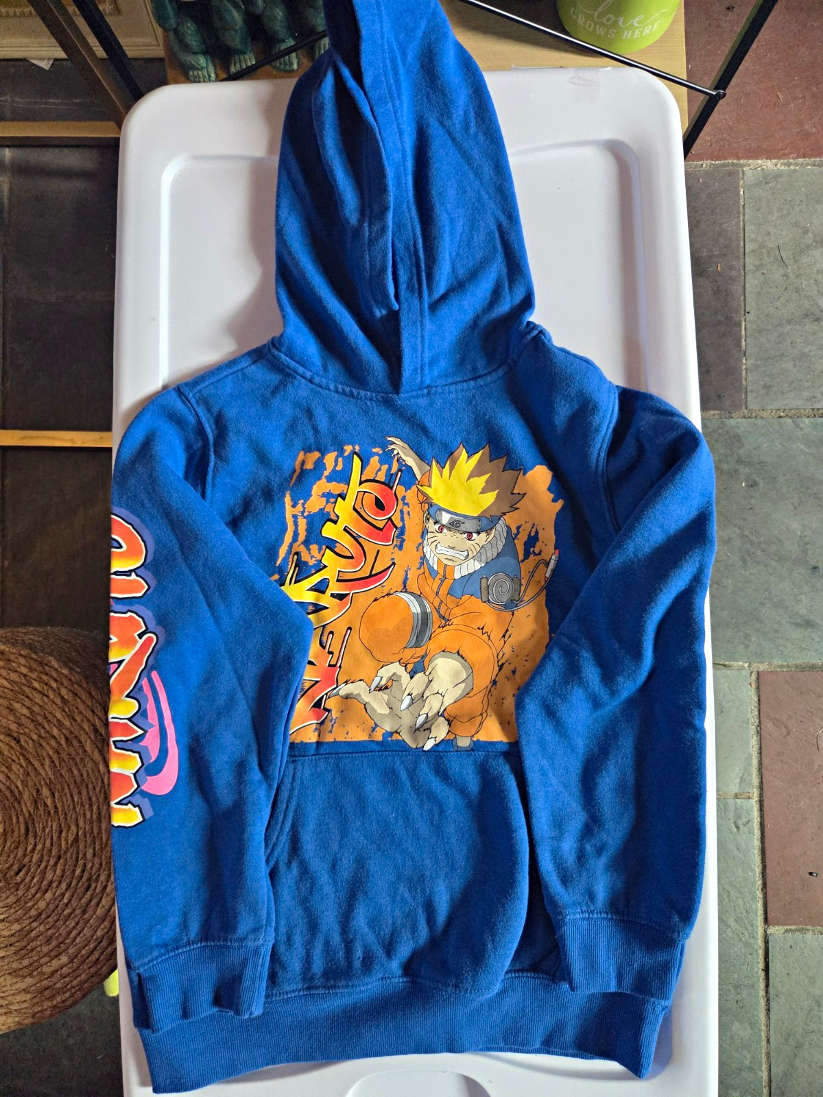 Naruto VIZ Media Juvenil Mediano Pullover Sudadera con Capucha Azul Anime Gráfico 2002