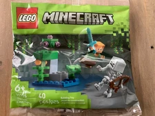 LEGO 30705 Minecraft: The Lush Cave Fight - Polybag Set - New! Free Shipping!