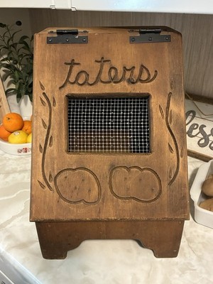 VTG Rare Countertop Farmhouse Primitive Country Potato Storage Bin Carved Read