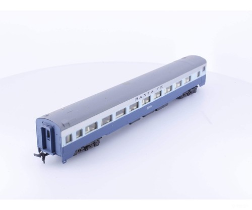 Rivarossi 2637/0 HO Lightweight Passenger Coach Atchison Topeka and Santa Fe (AT | Condition: Used