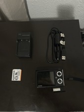 Fujifilm FinePix Z 10.0 MP Digital Camera Black w/ Battery Charger USB WORKS