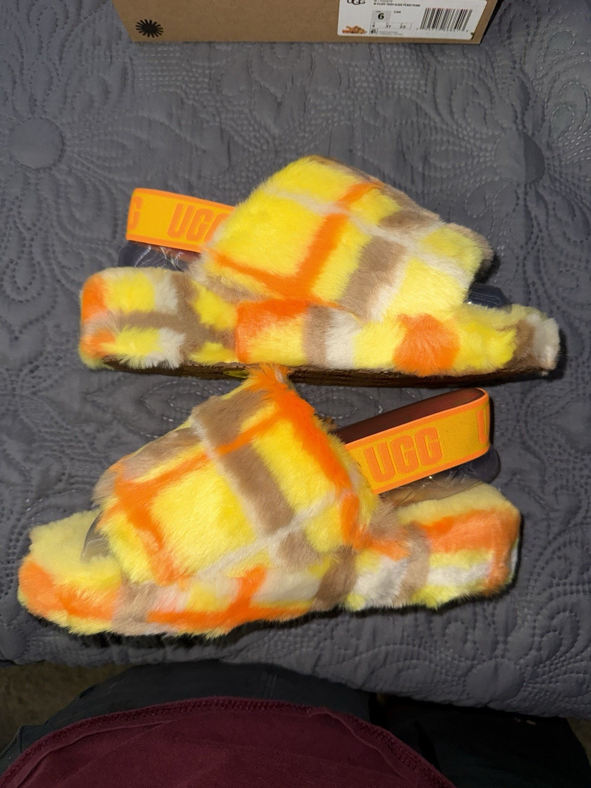 PANTOFOLA D’ORO Pantofole UGG donna Fluff Yeah Slide giallo canarino a quadri taglia 6 nuove con scatola