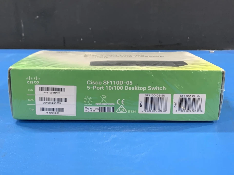 Cisco 5-Port 10/100 Desktop Switch SF110D-05 - Image 4 of 4
