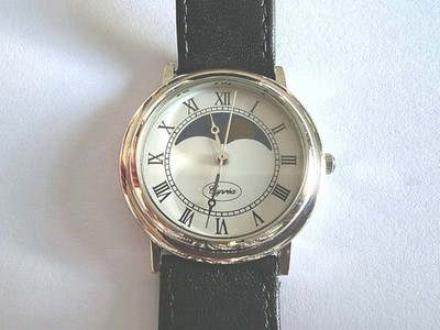 Vintage Cyprea Armbanduhr Edelstahl Elegant Zeitlos Unisex Silberton Leder  Echt