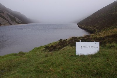 Foto 6x4 Here be dragons Oskaig Das Schild hat mich zuerst verwirrt. Were they c2017
