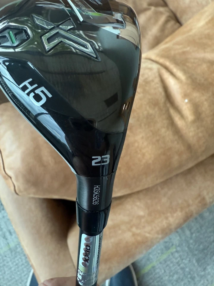 XXIO XXIO 12 X SERIES BLACK 23* 5 HYBRID RH Miyazaki AX-II R-flex Graphite 9/10 - Image 3 of 4