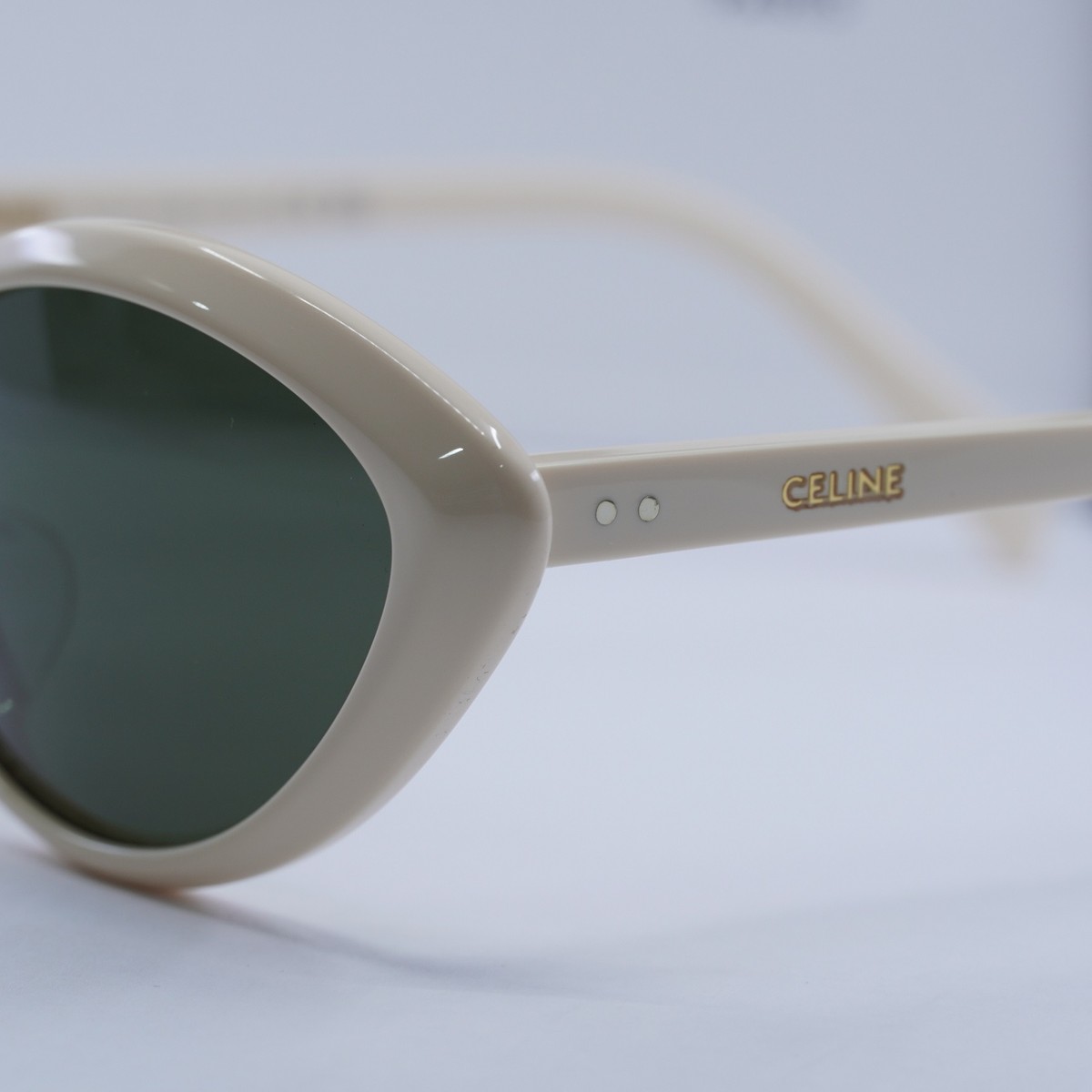 Final Price! Celine CL40264U 25N Ivory/Khaki Sunglasses Celine CL40264U 25N Shiny Ivory/Khaki 57-20-140 Sunglasses  main image 2