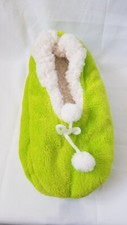 womens cozy slippers, sherpa lined, lime green 8-10; L/XL 