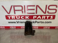 CHEVROLET GM BRACKET, ENGINE REAR MOUNT FRAME SIDE RH PROC 15729278