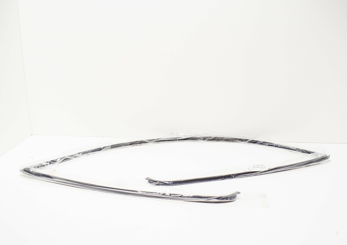 BMW 3 E90 Rear Windscreen Rubber Seal 51317061970 7061970 NEW 