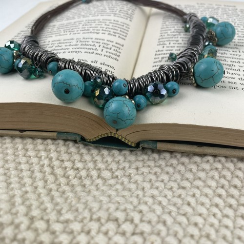 Gunmetal Statement Necklace Faux Turquoise Blue Beads Iridescent Spacers Black - Picture 6 of 6
