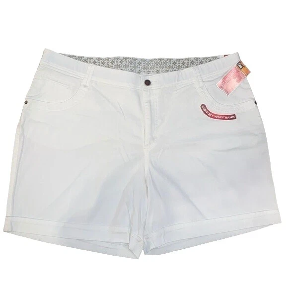 Lee White Solid Shorts for Women