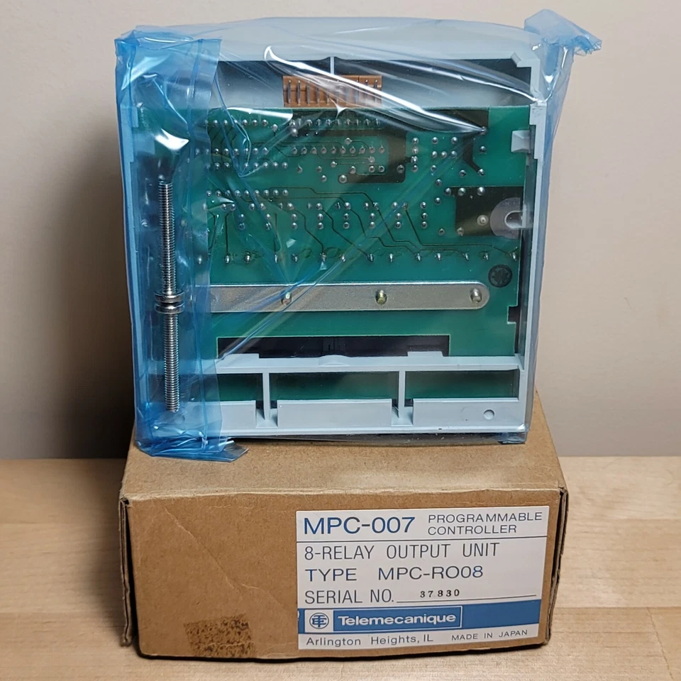 Telemecanique MPC-RO08 Programmable Controller MPC-007 - Image 2 of 3