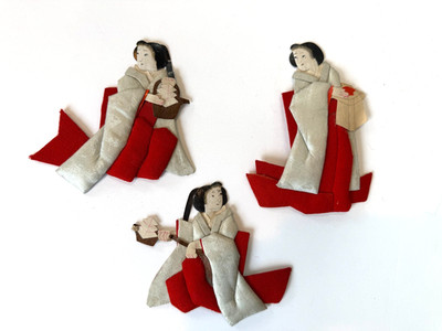 Vintage Japanese Flat dolls : 3 Attendant Hina Dolls  (W40)