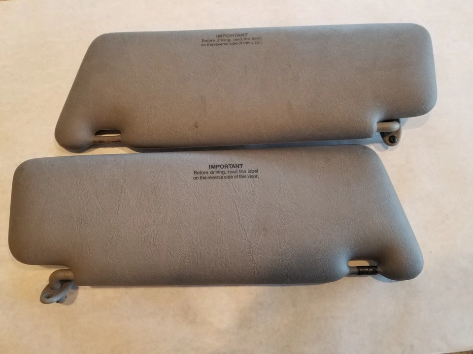 1992-1993 Mercedes-Benz 400E Sun Visor Set - Gray- Good Condition - Image 3 of 3