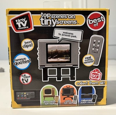ジュラシック・パーク ミニテレビ 日本未発売 TinyTV ベストクリ I2Z6 Tiny TV Classics Collectible TV with Real Working Remote (Jurassic