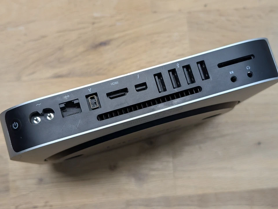 Apple Mac Mini Server 2011 Core i7 2,0 GHz 8 GB RAM 1 TB SSD + HDD - Immagine 3 di 4