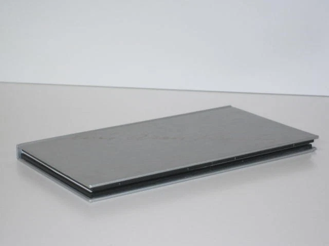 4 CD Longbook  Elvis Presley:  Elvis Aron Presley - 25 Anniversary (1998 BMG EU) - Bild 4 von 4