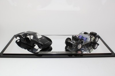 CMC Ferrari 250 Lm Rolling Chassis + Auto Body 2025 + Display Case 1/18 M-289