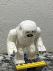 LEGO Star Wars Wampa Minifigure 8089 Hoth Echo Base Creature No Horns