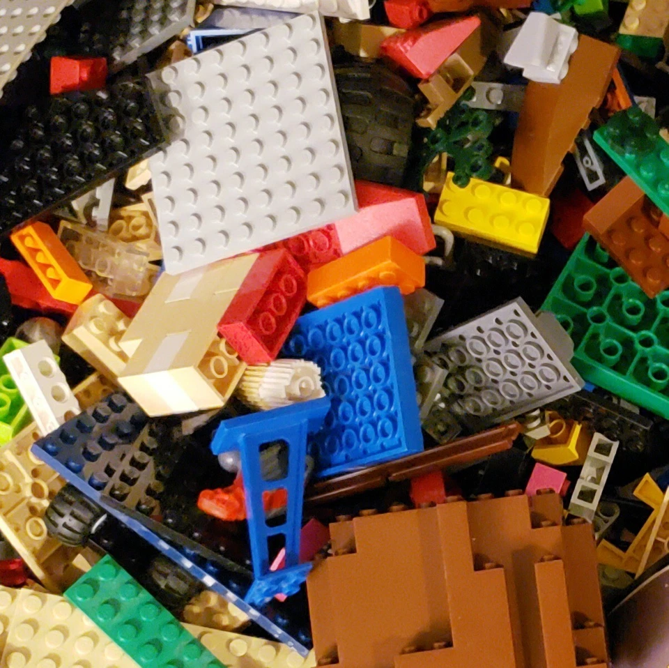 LEGO 2 libras lote a granel tirar aleatorio auténtico juguete educativo piezas mezcla ALGUNOS VINTAGE Foto 2 de 2