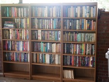 Large lot of 449 books, Mostly Hardback in gr...