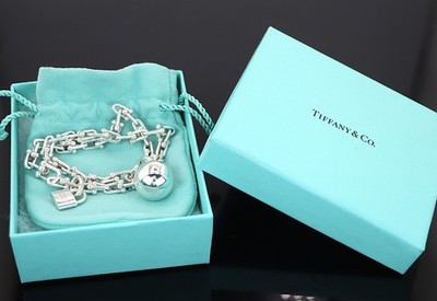 $3300 Tiffany Co 45.4g Sterling Silver Hardwear Ball Padlock Small