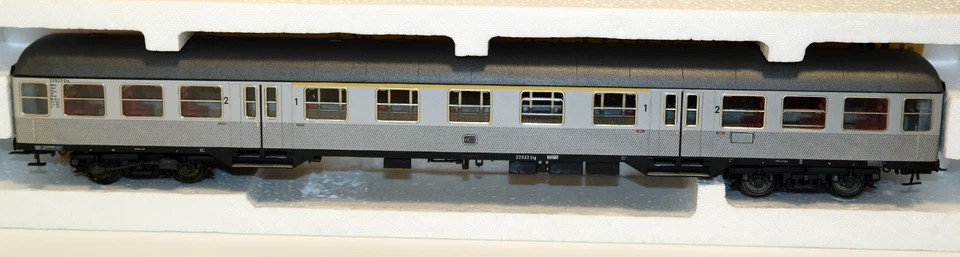 ADE 3331 Reisezugwagen "Silberling"  1./2.Kl.  AB4n Ep. III  DB Innenbeleuchtung - Bild 4 von 4