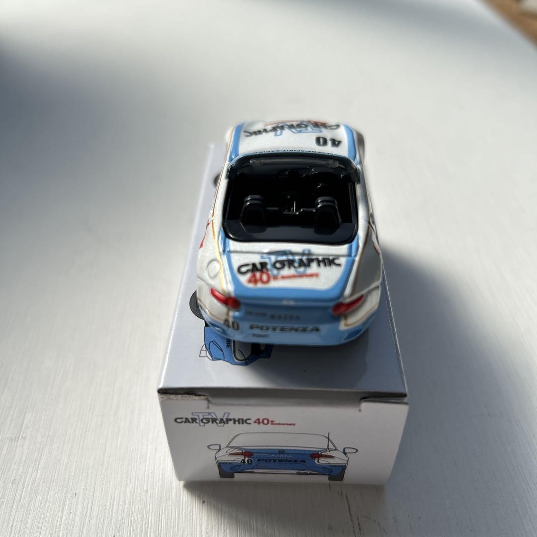 Tomica Limited Mazda Roadster Car Graphic 40Th Anniversary 2