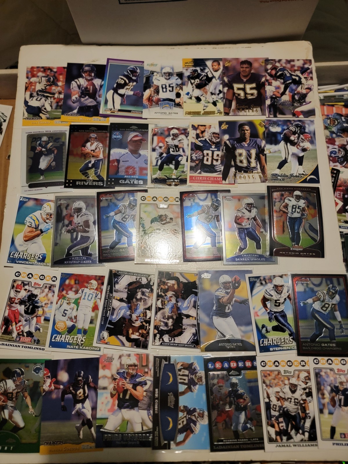 365+ Large Lot NFL Trading Cards Vintage Modern Inserts Rcs SD LA Chargers