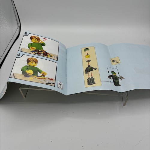 LEGO 70628 Lloyd Spinjitzu Master the Ninjago Movie green- Instructions Only - Picture 4 of 4