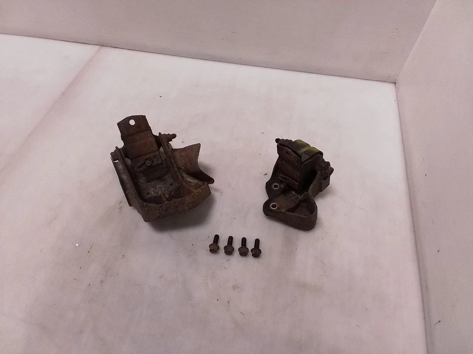 Soportes de montaje del motor Jeep TJ Wrangler 4,0 L 2000-2006 145265 Foto 2 de 4