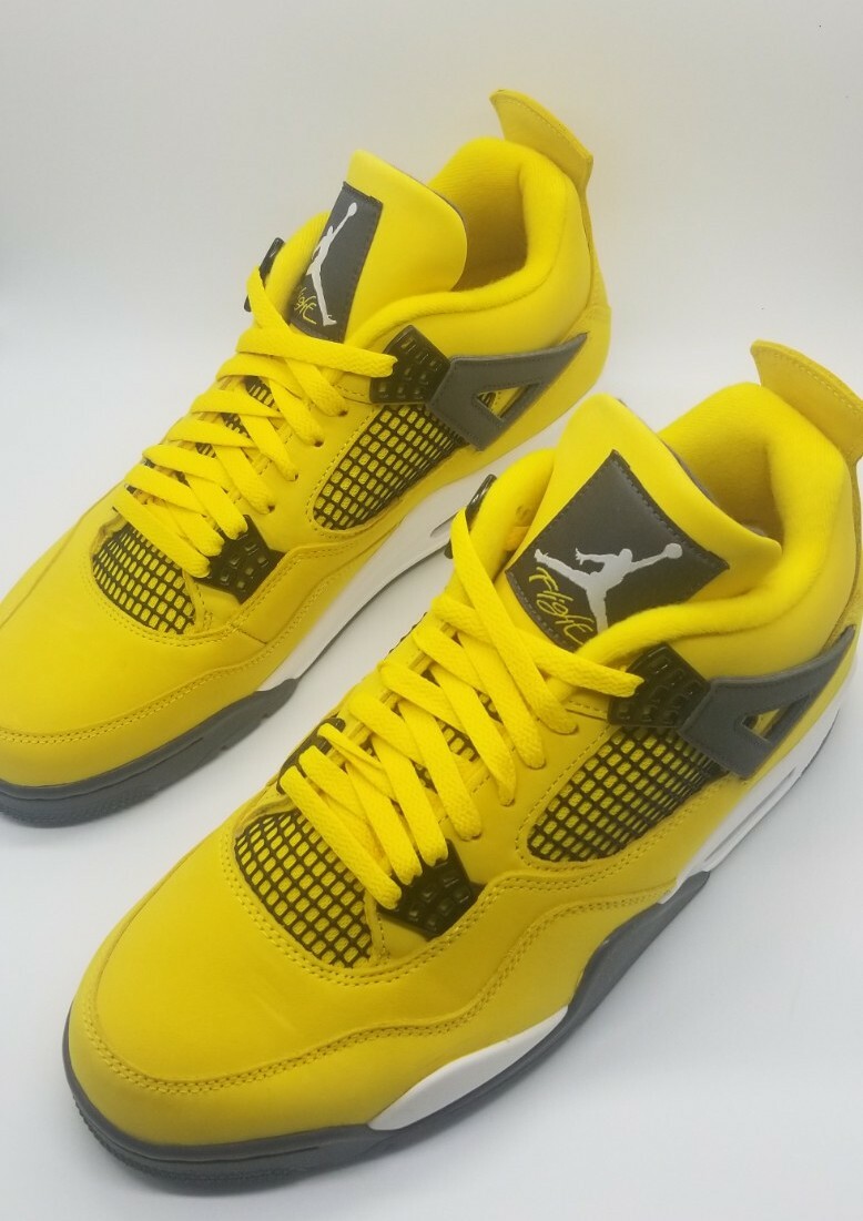 ジョジョ NIKE AIR JORDAN4 \