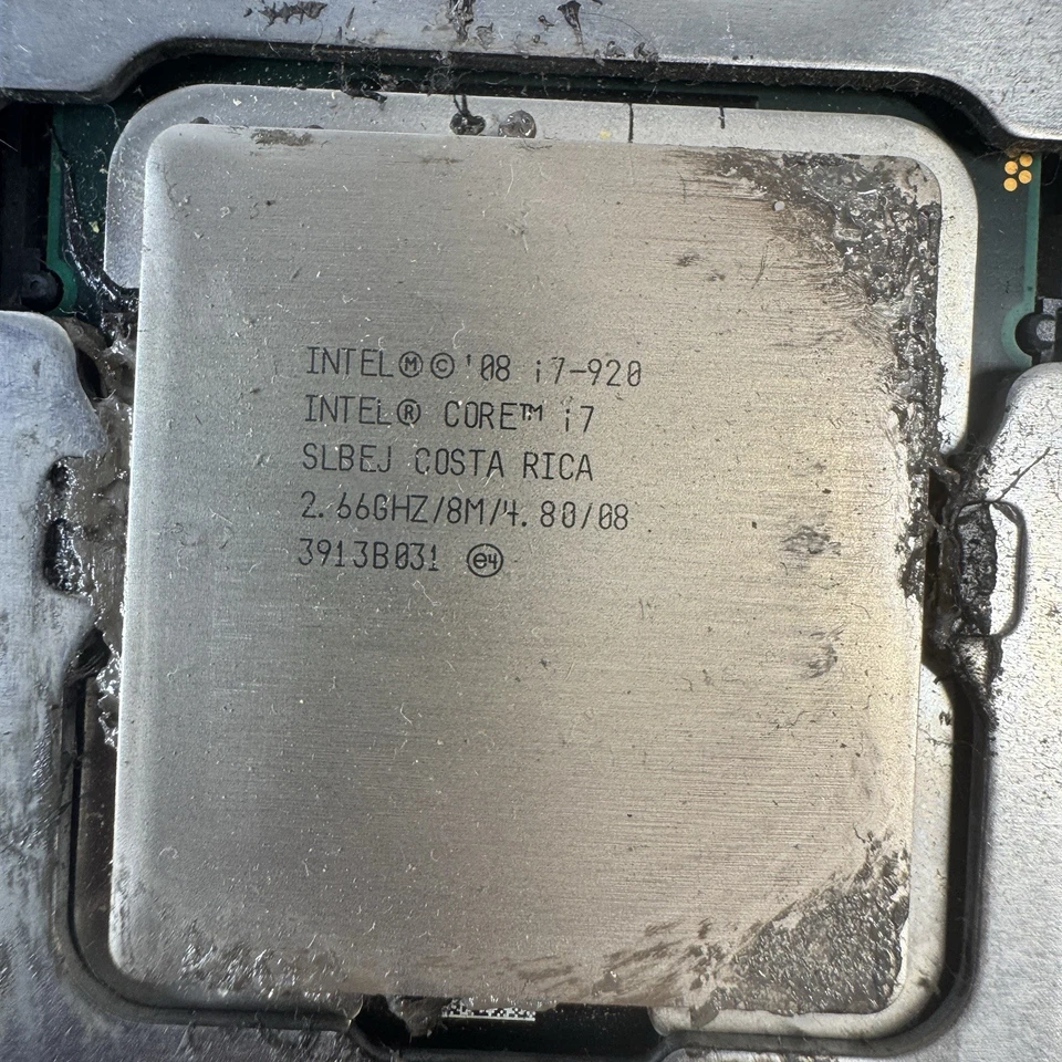 Gigabyte GA-EX58-UD3R Intel Motherboard Intel I7 930 CPU + IO Shield - Image 3 of 4