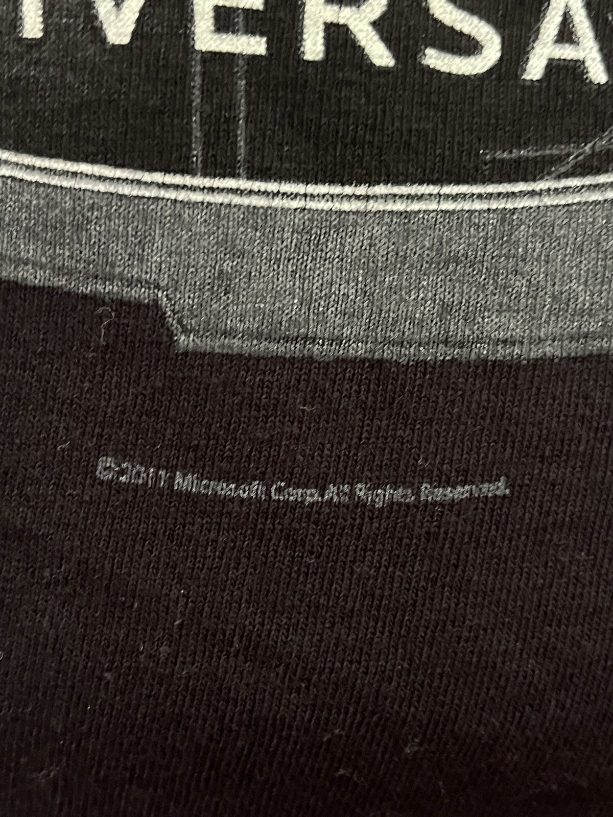 PERFECT 2011 Halo Combat Evolved Anniversary Shir… - image 4