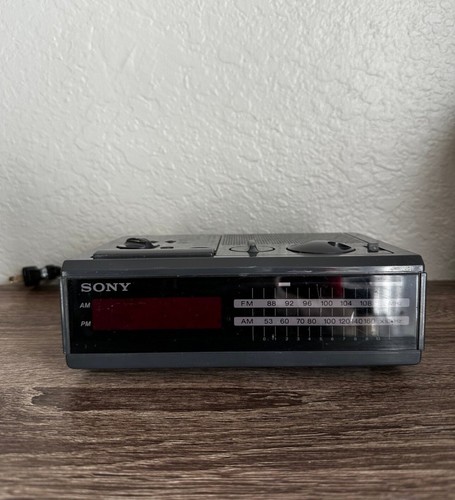 Sony Dream Machine ICF-C2W AM FM Digital Clock Radio Black - Picture 2 of 9