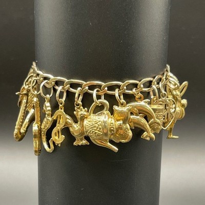 Ladies 9ct Yellow Gold Oval Curb Link Charm Bracelet