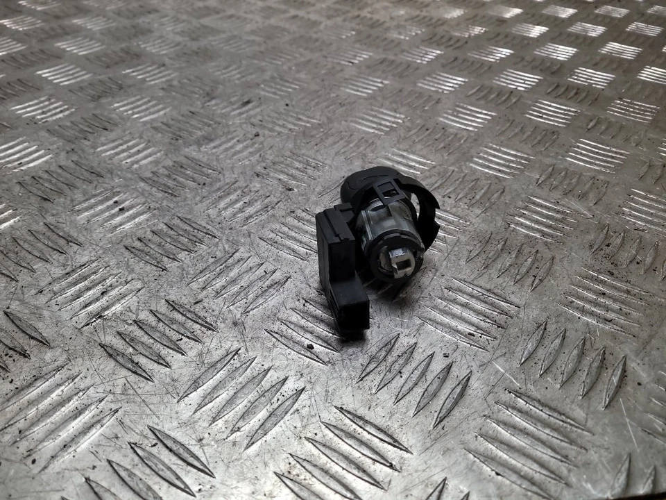 FORD FIESTA MK6 2002-2008 IGNITION BARREL WITH KEY + READER 6E5T-15607-BA - Image 4 of 4