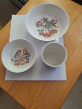 Collectible dishes: Raggedy Ann and Andy
