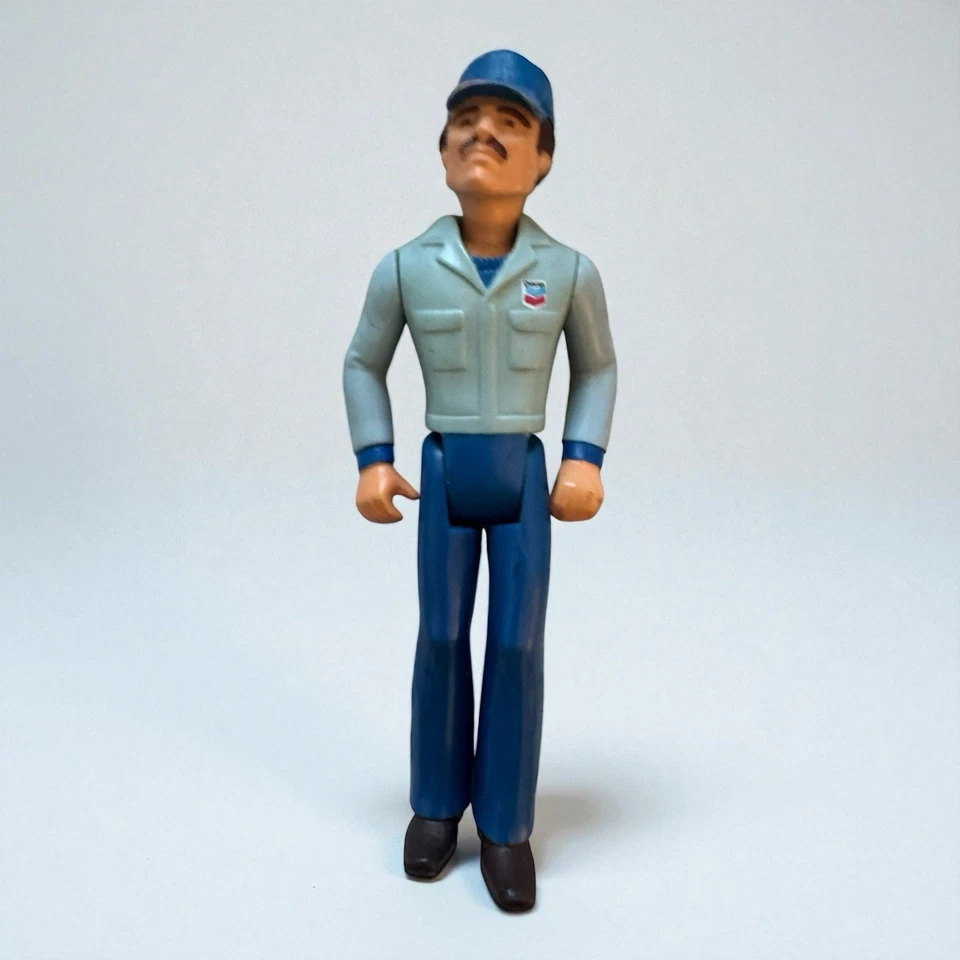 VTG 70s Tonka Toy El Chapo Chevron Gas Station Attendant Action Figure Toy 1978 - Image 4 of 4