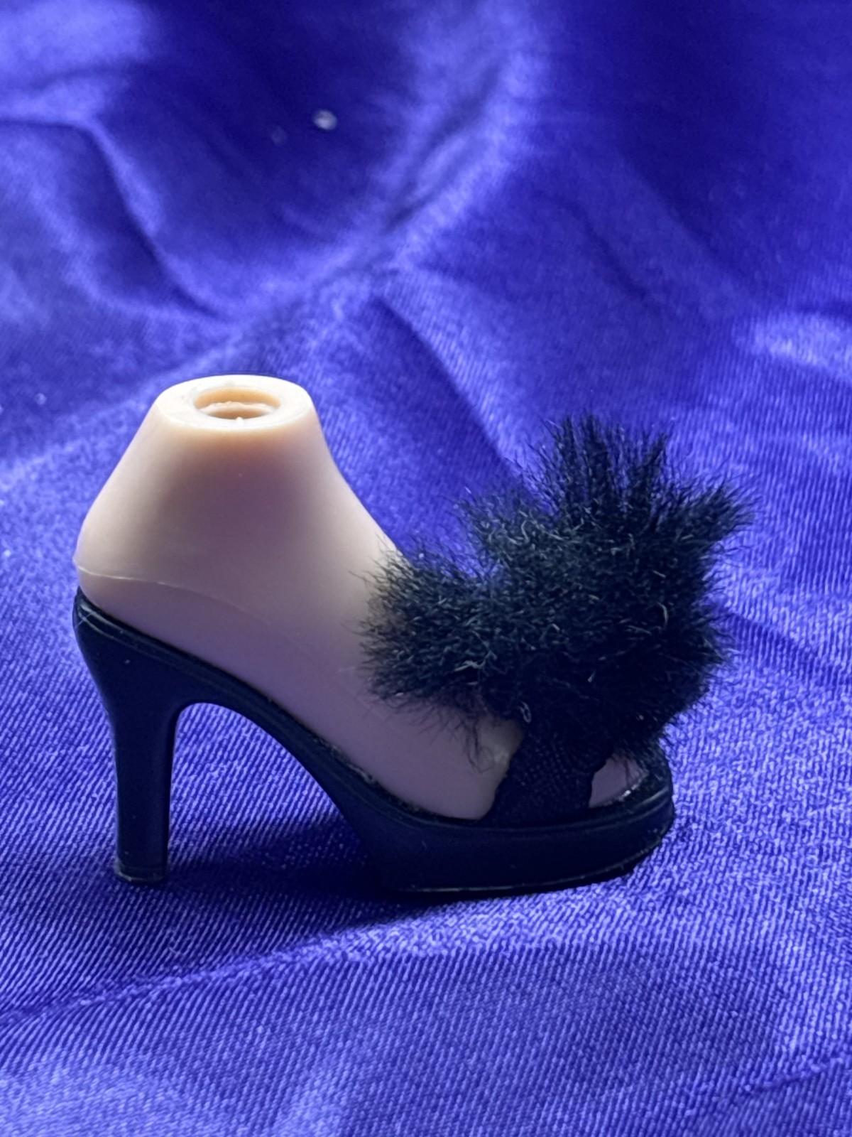 SAOLA Pantofole SOLO TACCO UNICO Poof nere HTF originali Bratz Sleep Over Leah ritirate vintage