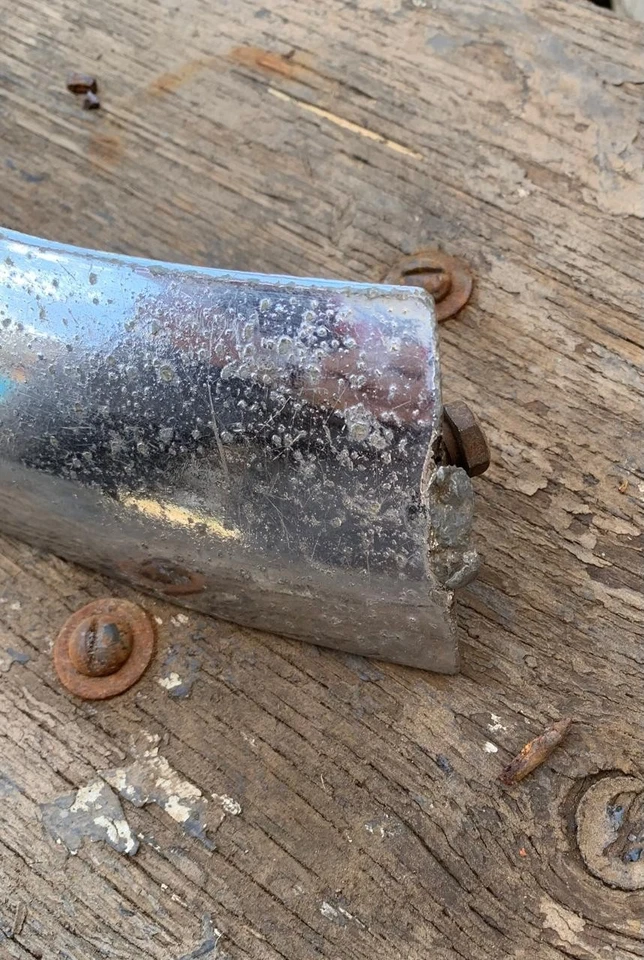 1951 BUICK SUPER GRILL EXTENSION RH - Image 3 of 4