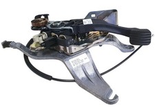 Mercedes-Benz Genuine Foot Brake Pedal Assembly Fits C-Class E-Class A2044201284