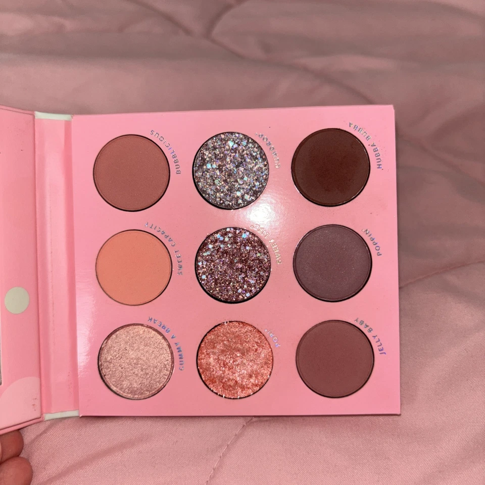 Paleta de sombras de ojos colorpop Bitti - Nueva SIN CAJA Foto 3 de 4