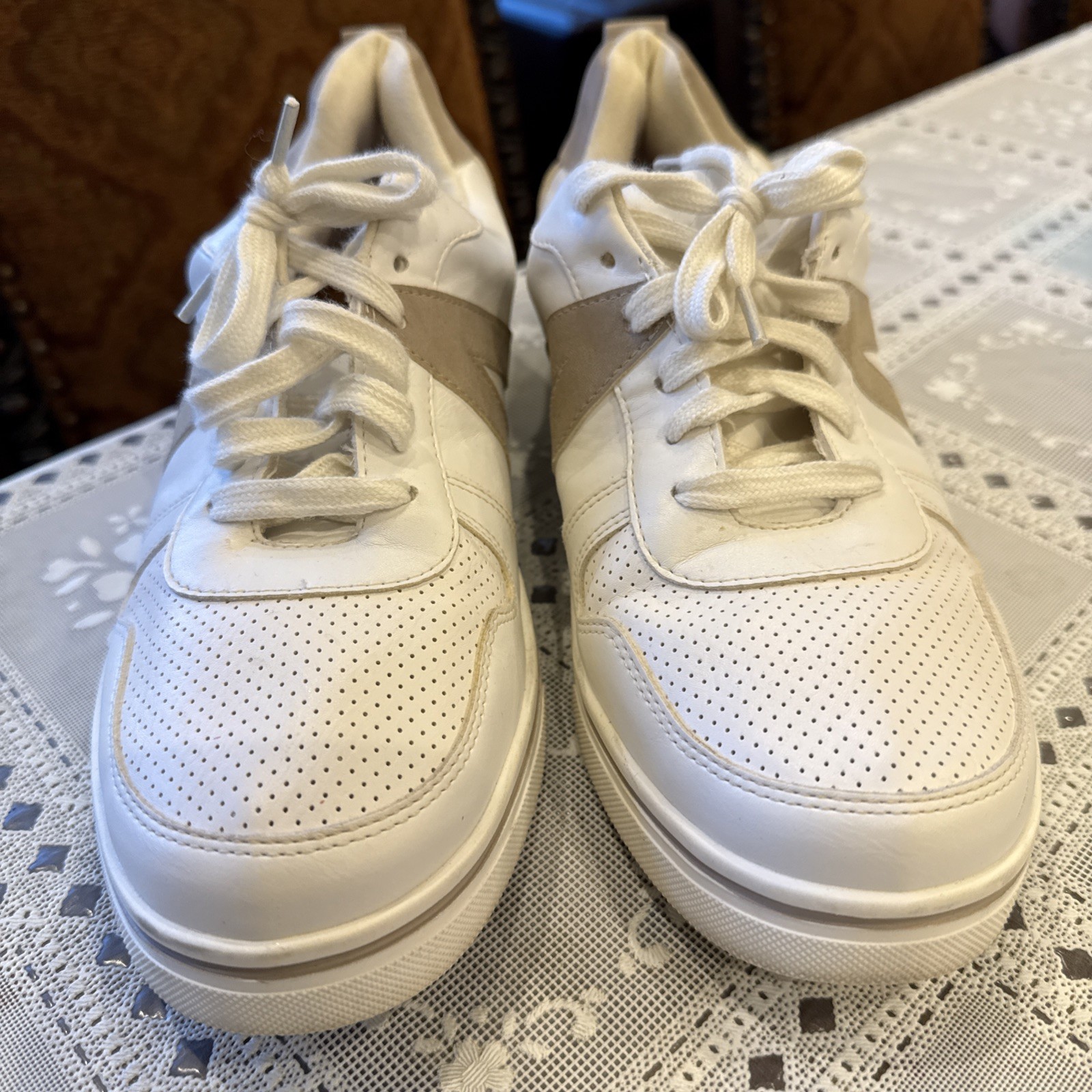 mens size 11 sneakers