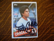 TODD CRUZ - 1985 TOPPS #366 AUT0GRAPHED BASEBALL CARD MARINERS ORIOLES  DECEASED