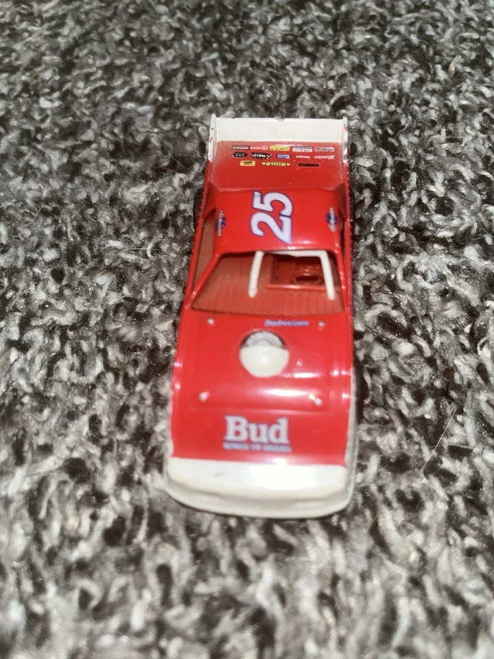Ken Schrader Budweiser Bud  # 25 Dirt Track Superstars Action 1:64 - Image 2 of 4